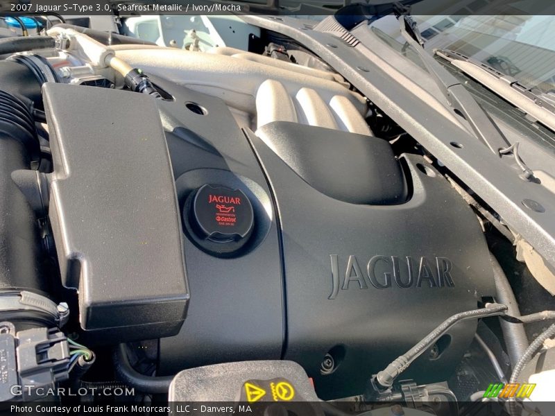 Seafrost Metallic / Ivory/Mocha 2007 Jaguar S-Type 3.0