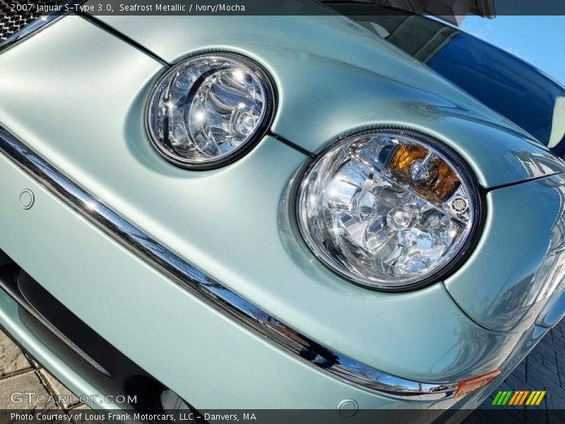Seafrost Metallic / Ivory/Mocha 2007 Jaguar S-Type 3.0
