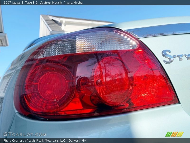 Seafrost Metallic / Ivory/Mocha 2007 Jaguar S-Type 3.0