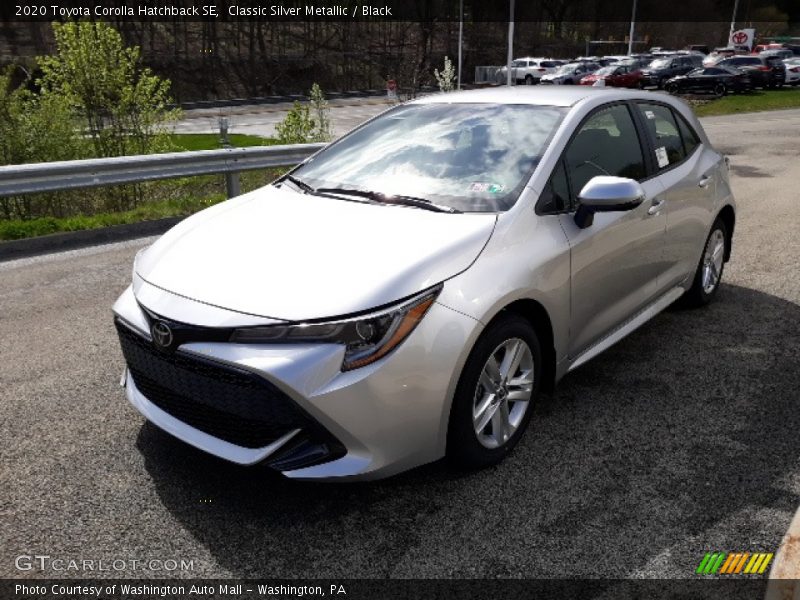 Classic Silver Metallic / Black 2020 Toyota Corolla Hatchback SE