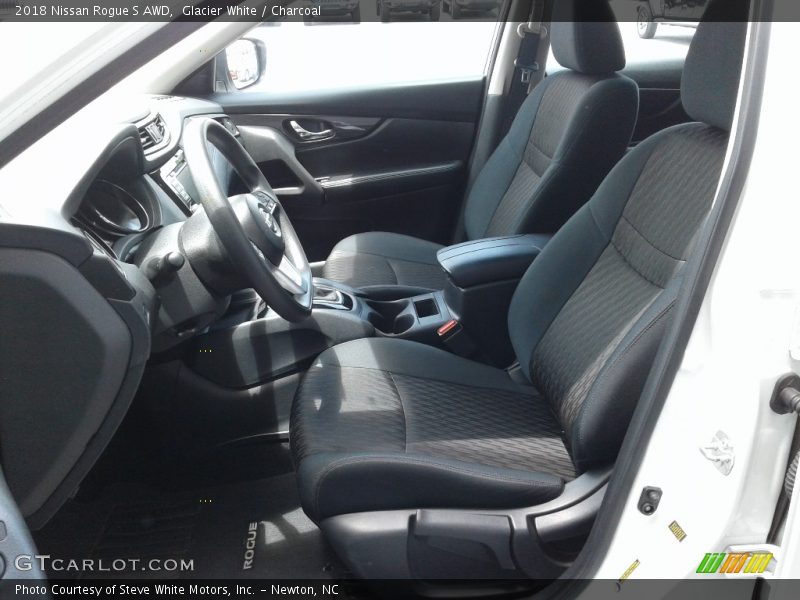 Glacier White / Charcoal 2018 Nissan Rogue S AWD