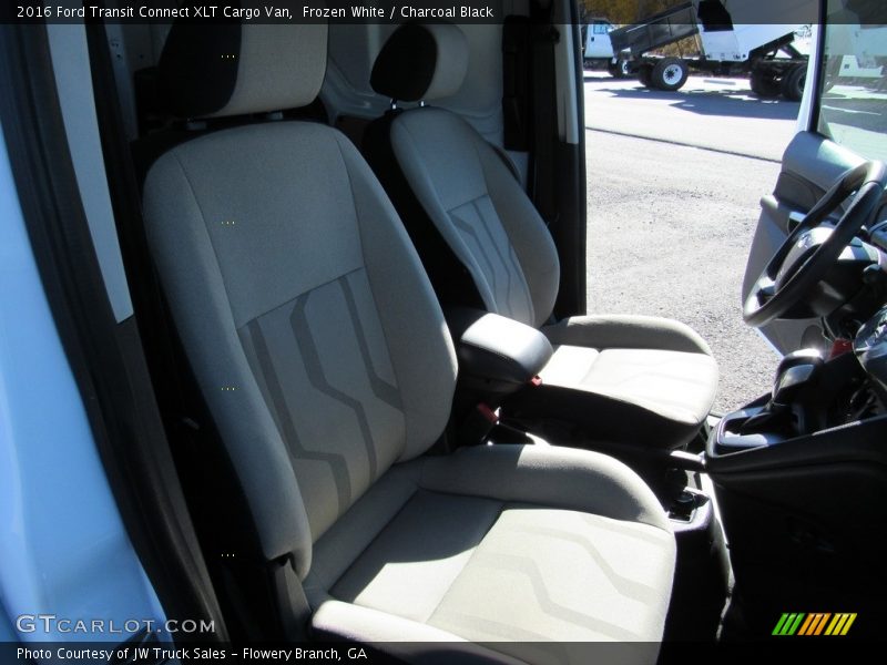 Frozen White / Charcoal Black 2016 Ford Transit Connect XLT Cargo Van
