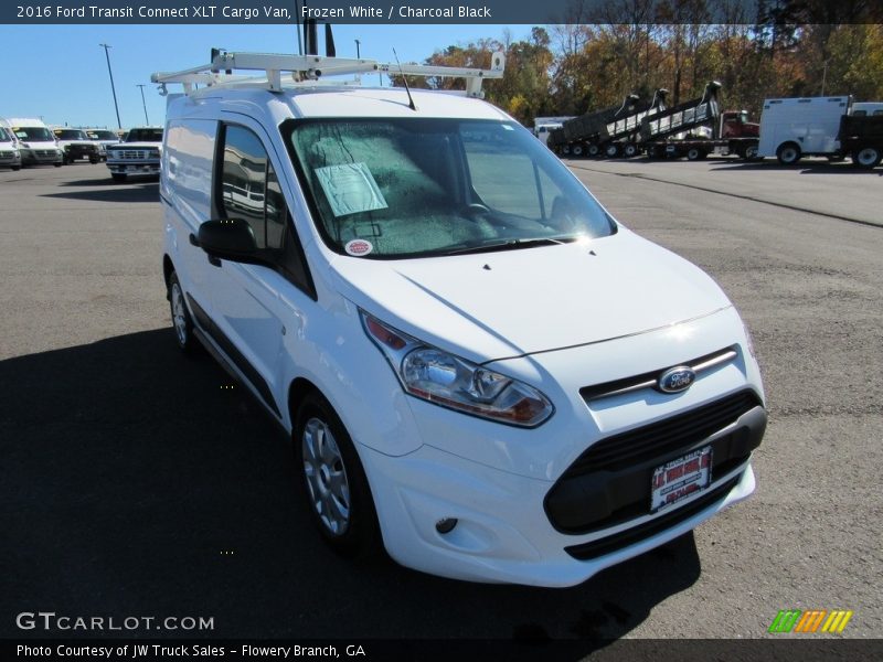 Frozen White / Charcoal Black 2016 Ford Transit Connect XLT Cargo Van