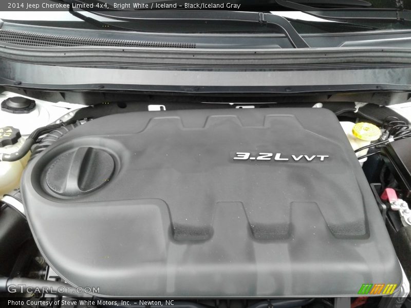 Bright White / Iceland - Black/Iceland Gray 2014 Jeep Cherokee Limited 4x4