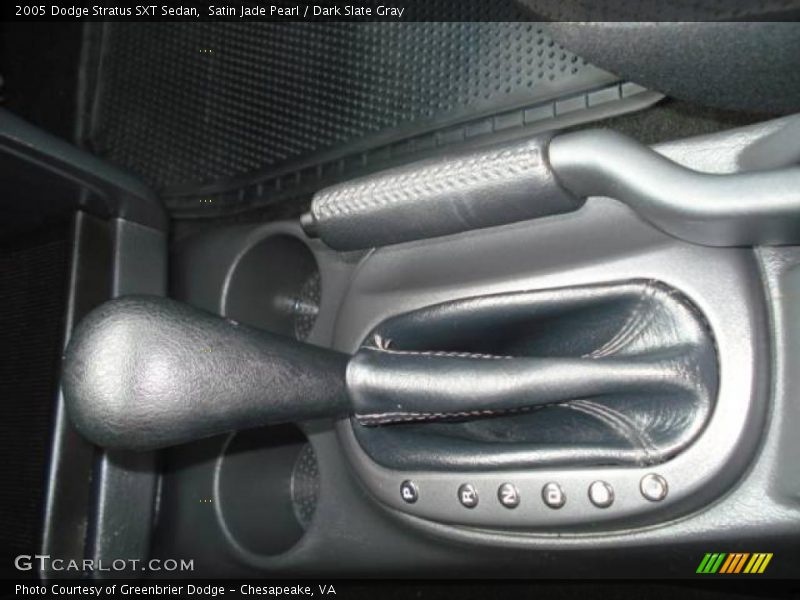 Satin Jade Pearl / Dark Slate Gray 2005 Dodge Stratus SXT Sedan