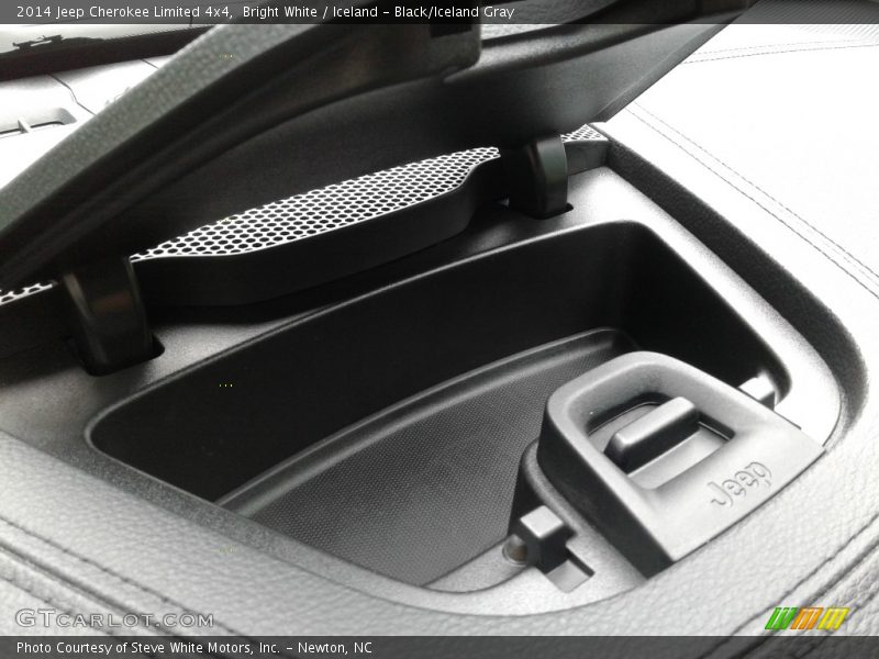 Bright White / Iceland - Black/Iceland Gray 2014 Jeep Cherokee Limited 4x4