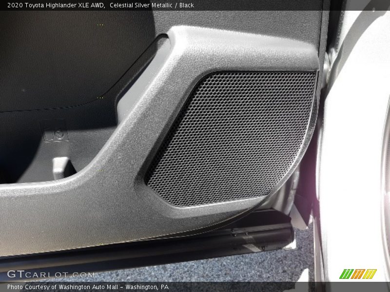Celestial Silver Metallic / Black 2020 Toyota Highlander XLE AWD