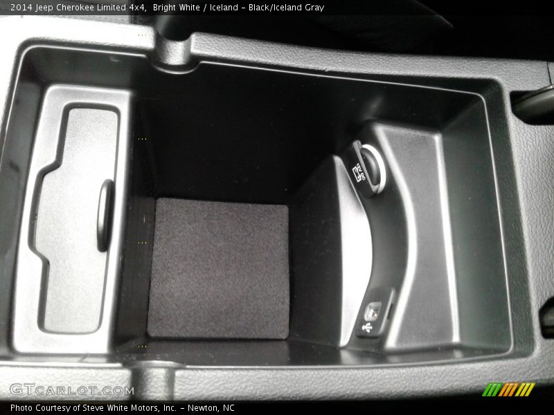 Bright White / Iceland - Black/Iceland Gray 2014 Jeep Cherokee Limited 4x4