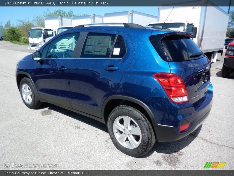 Pacific Blue Metallic / Jet Black 2020 Chevrolet Trax LT AWD