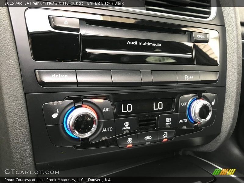Controls of 2015 S4 Premium Plus 3.0 TFSI quattro