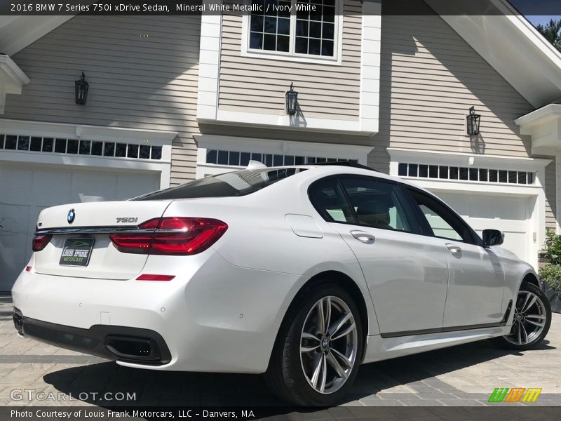 Mineral White Metallic / Ivory White 2016 BMW 7 Series 750i xDrive Sedan