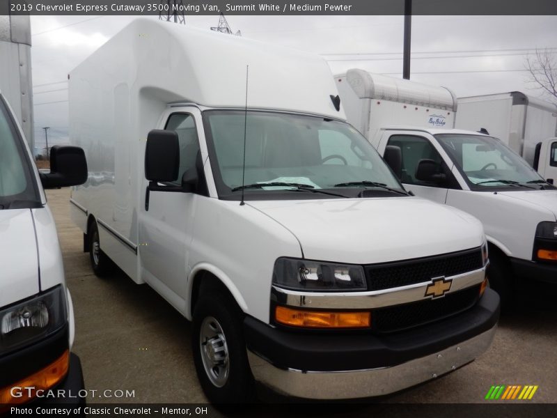 Summit White / Medium Pewter 2019 Chevrolet Express Cutaway 3500 Moving Van