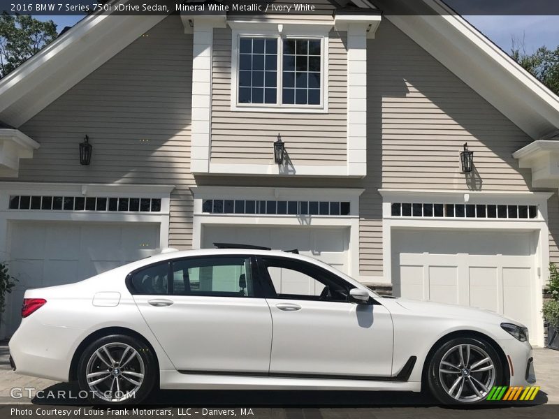 Mineral White Metallic / Ivory White 2016 BMW 7 Series 750i xDrive Sedan
