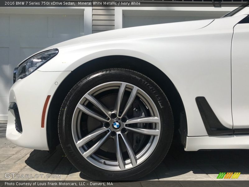 Mineral White Metallic / Ivory White 2016 BMW 7 Series 750i xDrive Sedan