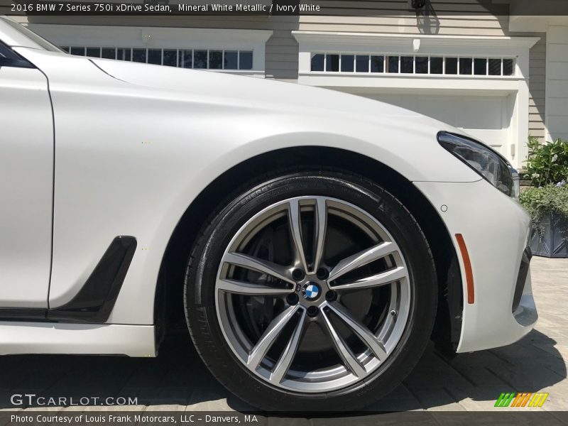 Mineral White Metallic / Ivory White 2016 BMW 7 Series 750i xDrive Sedan