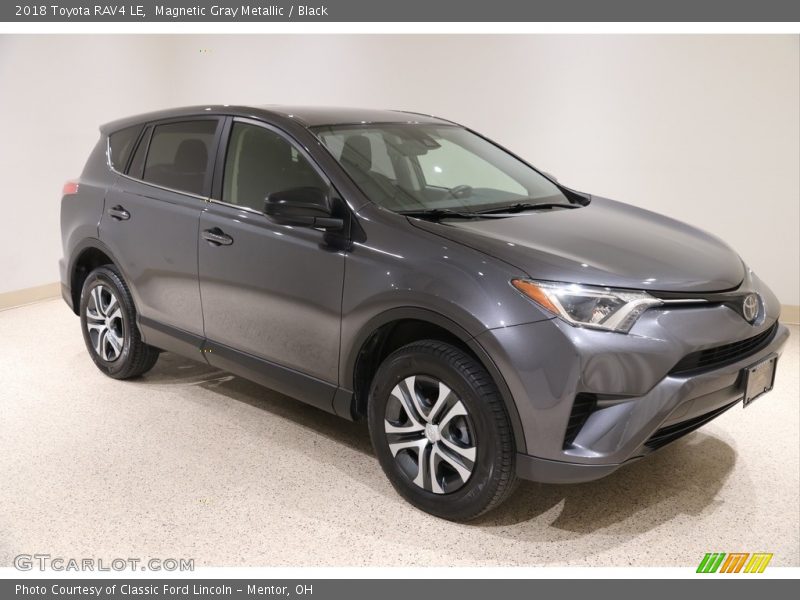Magnetic Gray Metallic / Black 2018 Toyota RAV4 LE