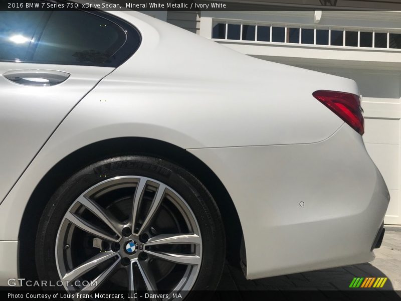 Mineral White Metallic / Ivory White 2016 BMW 7 Series 750i xDrive Sedan