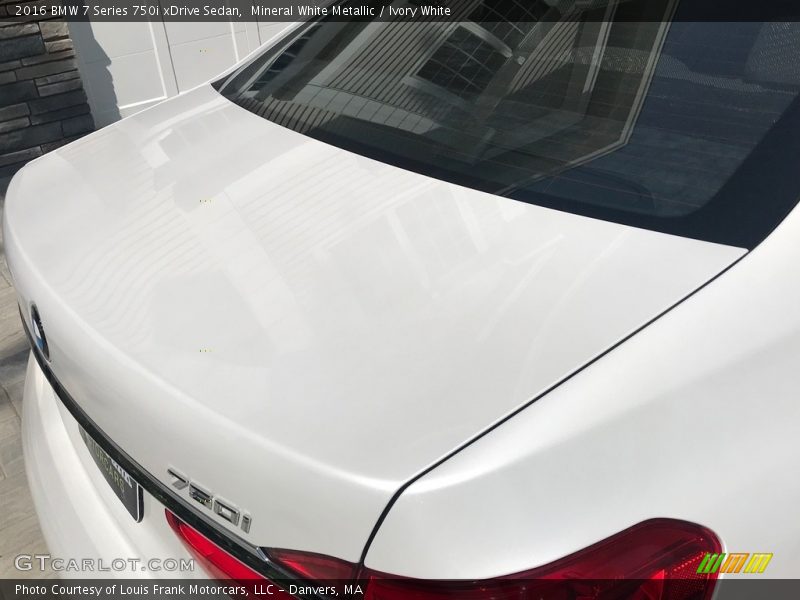 Mineral White Metallic / Ivory White 2016 BMW 7 Series 750i xDrive Sedan