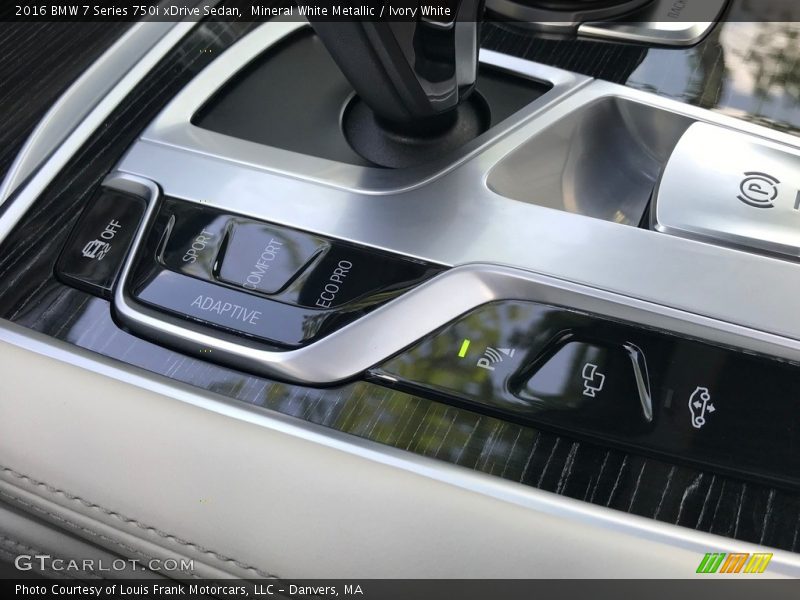 Mineral White Metallic / Ivory White 2016 BMW 7 Series 750i xDrive Sedan