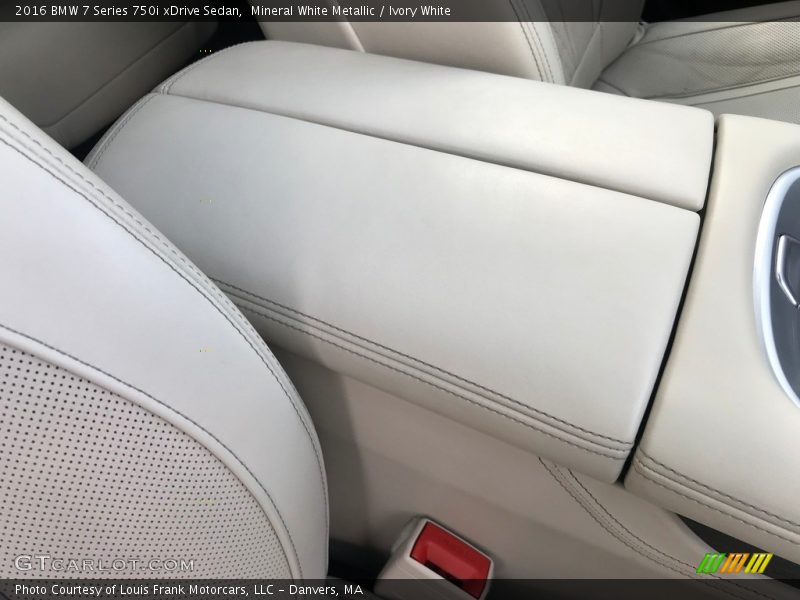 Mineral White Metallic / Ivory White 2016 BMW 7 Series 750i xDrive Sedan