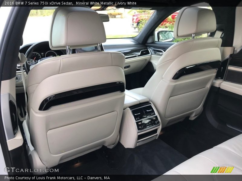 Mineral White Metallic / Ivory White 2016 BMW 7 Series 750i xDrive Sedan