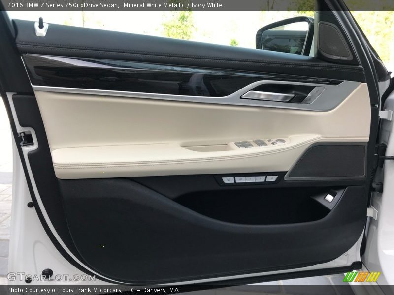 Mineral White Metallic / Ivory White 2016 BMW 7 Series 750i xDrive Sedan