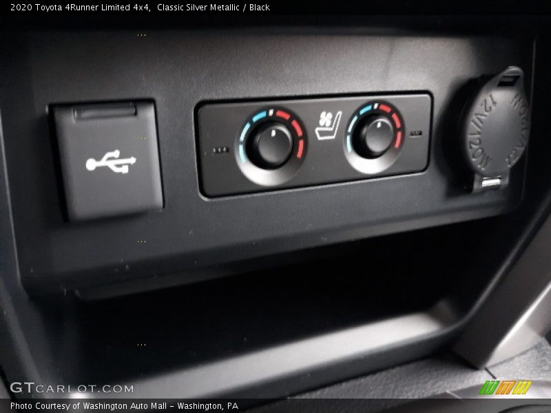 Classic Silver Metallic / Black 2020 Toyota 4Runner Limited 4x4