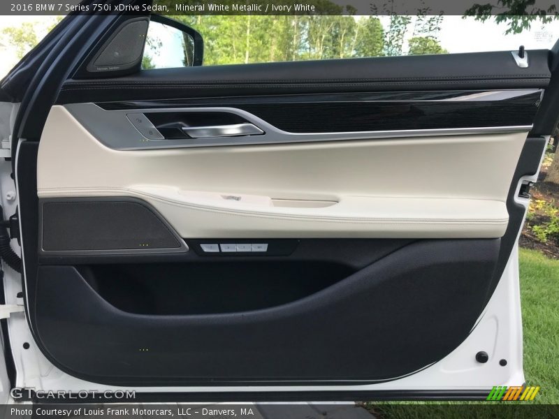 Mineral White Metallic / Ivory White 2016 BMW 7 Series 750i xDrive Sedan
