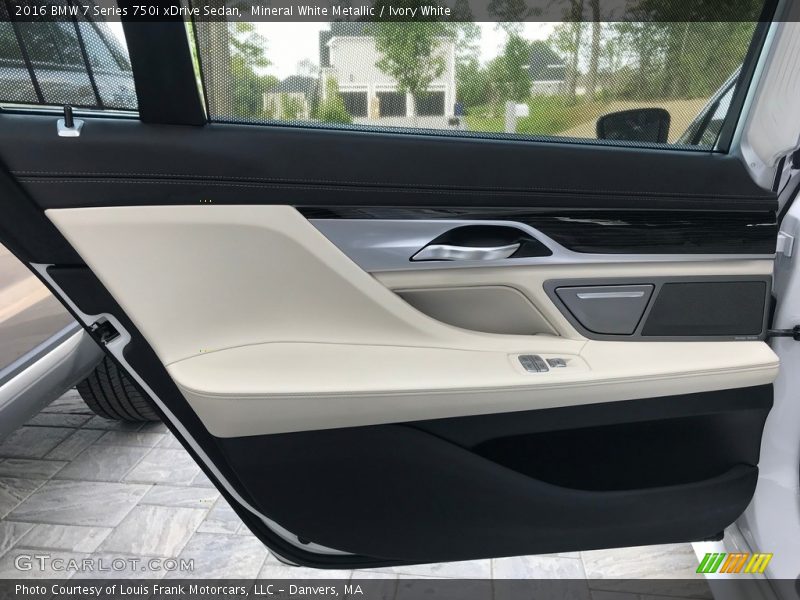 Mineral White Metallic / Ivory White 2016 BMW 7 Series 750i xDrive Sedan