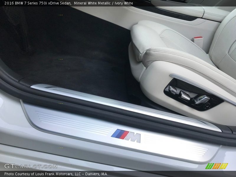 Mineral White Metallic / Ivory White 2016 BMW 7 Series 750i xDrive Sedan