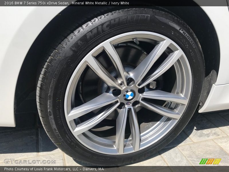 Mineral White Metallic / Ivory White 2016 BMW 7 Series 750i xDrive Sedan