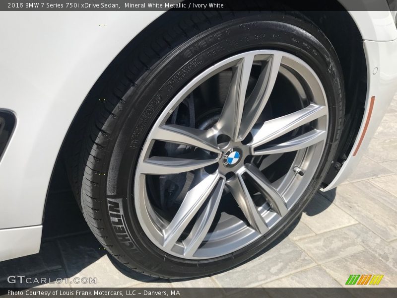 Mineral White Metallic / Ivory White 2016 BMW 7 Series 750i xDrive Sedan