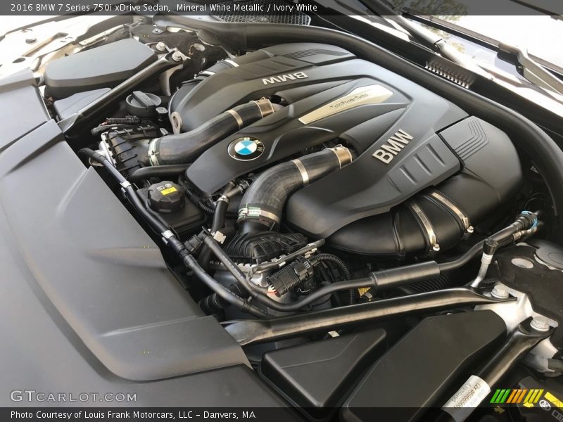 Mineral White Metallic / Ivory White 2016 BMW 7 Series 750i xDrive Sedan