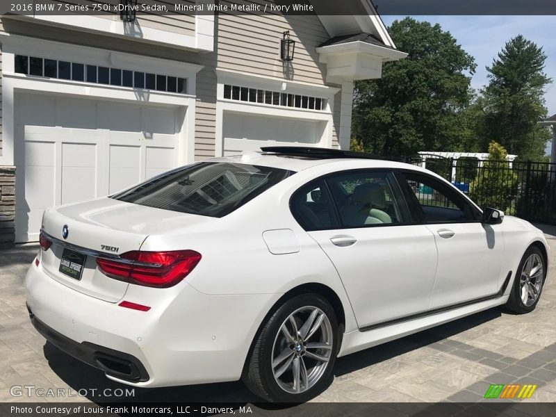 Mineral White Metallic / Ivory White 2016 BMW 7 Series 750i xDrive Sedan