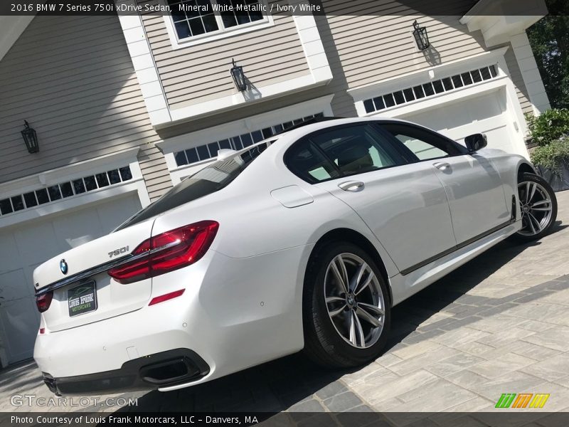 Mineral White Metallic / Ivory White 2016 BMW 7 Series 750i xDrive Sedan