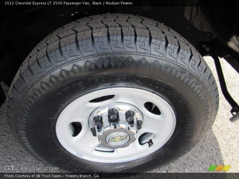  2013 Express LT 3500 Passenger Van Wheel