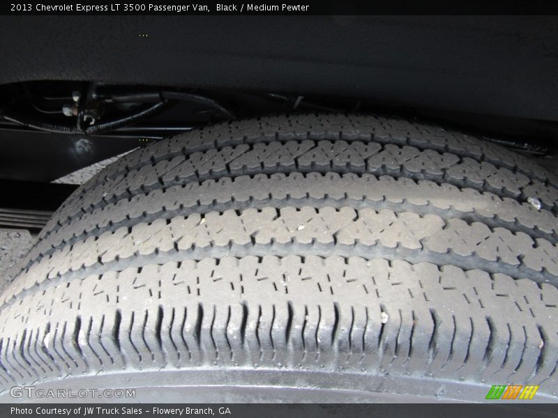 Black / Medium Pewter 2013 Chevrolet Express LT 3500 Passenger Van