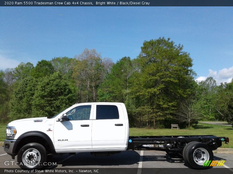  2020 5500 Tradesman Crew Cab 4x4 Chassis Bright White