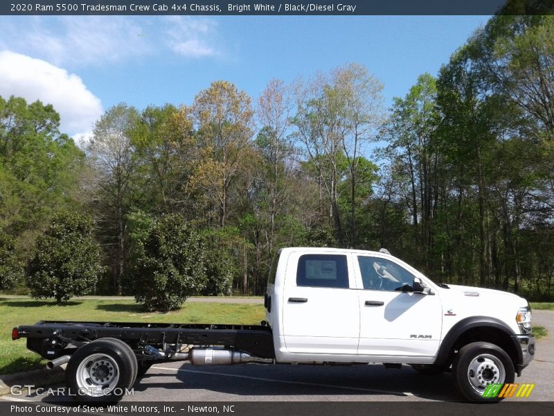  2020 5500 Tradesman Crew Cab 4x4 Chassis Bright White