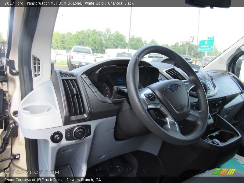  2017 Transit Wagon XLT 350 LR Long Steering Wheel