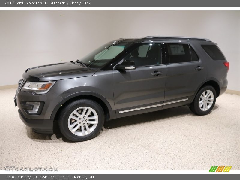 Magnetic / Ebony Black 2017 Ford Explorer XLT
