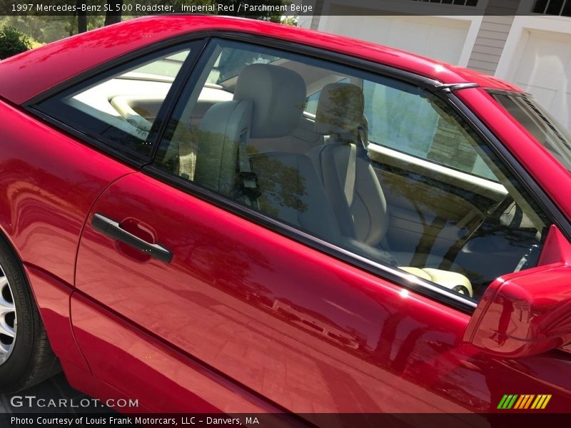 Imperial Red / Parchment Beige 1997 Mercedes-Benz SL 500 Roadster