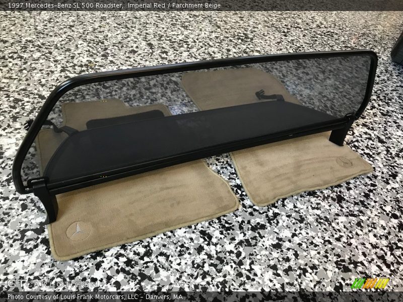 Imperial Red / Parchment Beige 1997 Mercedes-Benz SL 500 Roadster