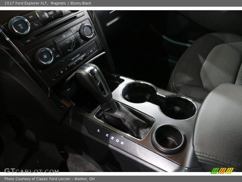 Magnetic / Ebony Black 2017 Ford Explorer XLT