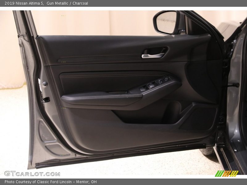 Gun Metallic / Charcoal 2019 Nissan Altima S