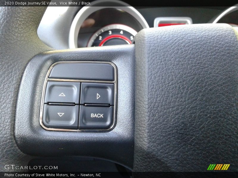 Vice White / Black 2020 Dodge Journey SE Value