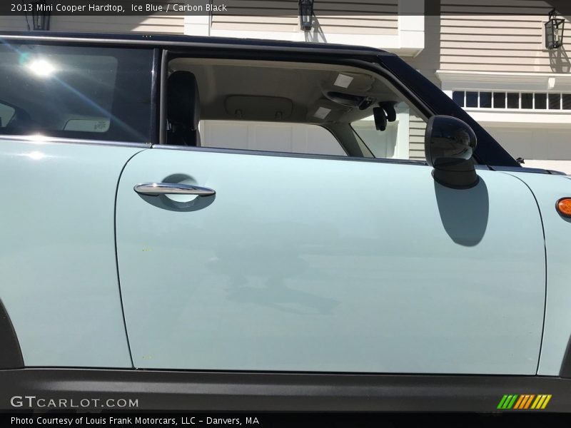 Ice Blue / Carbon Black 2013 Mini Cooper Hardtop