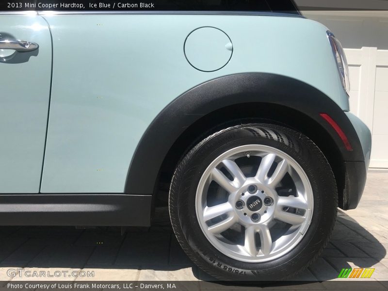 Ice Blue / Carbon Black 2013 Mini Cooper Hardtop