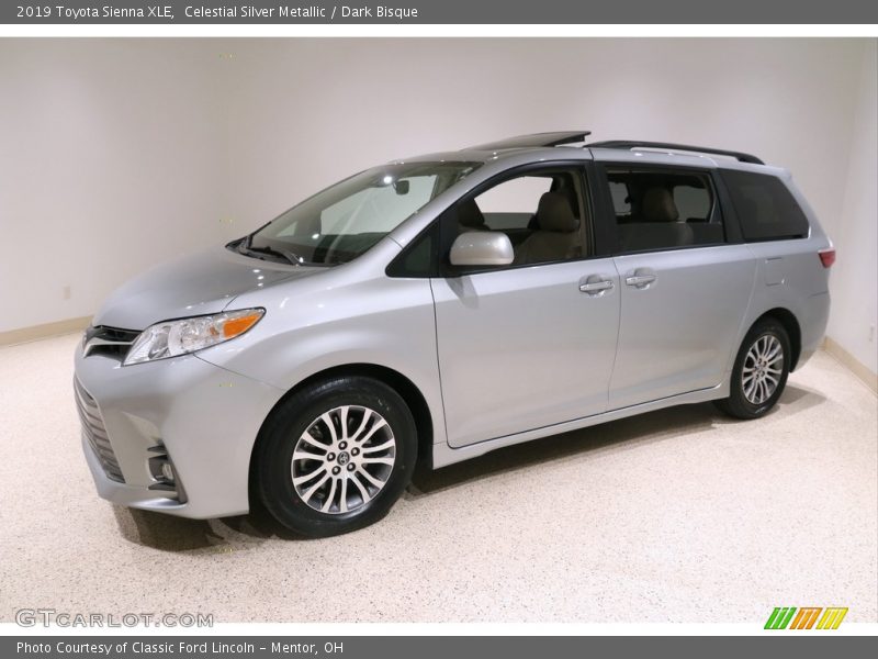 Celestial Silver Metallic / Dark Bisque 2019 Toyota Sienna XLE