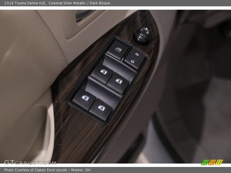 Celestial Silver Metallic / Dark Bisque 2019 Toyota Sienna XLE